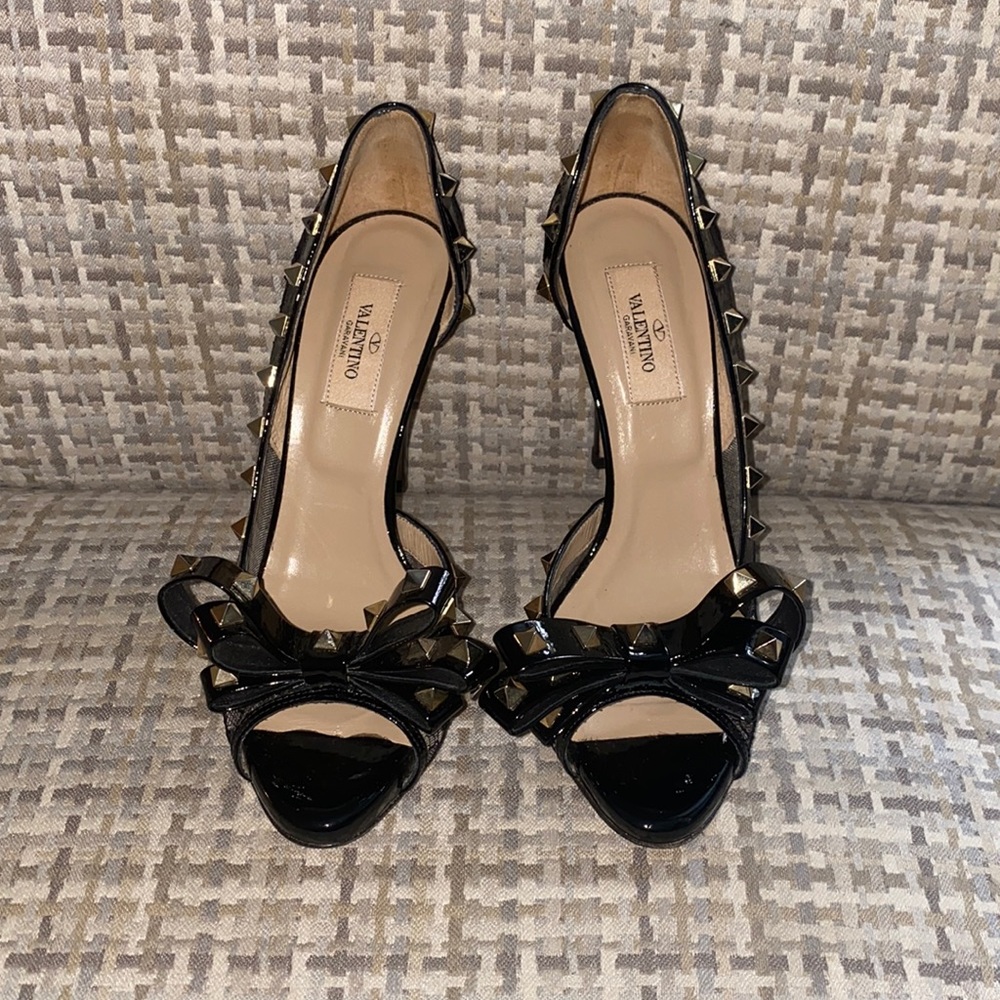 Rock-Stud Valentino Heels